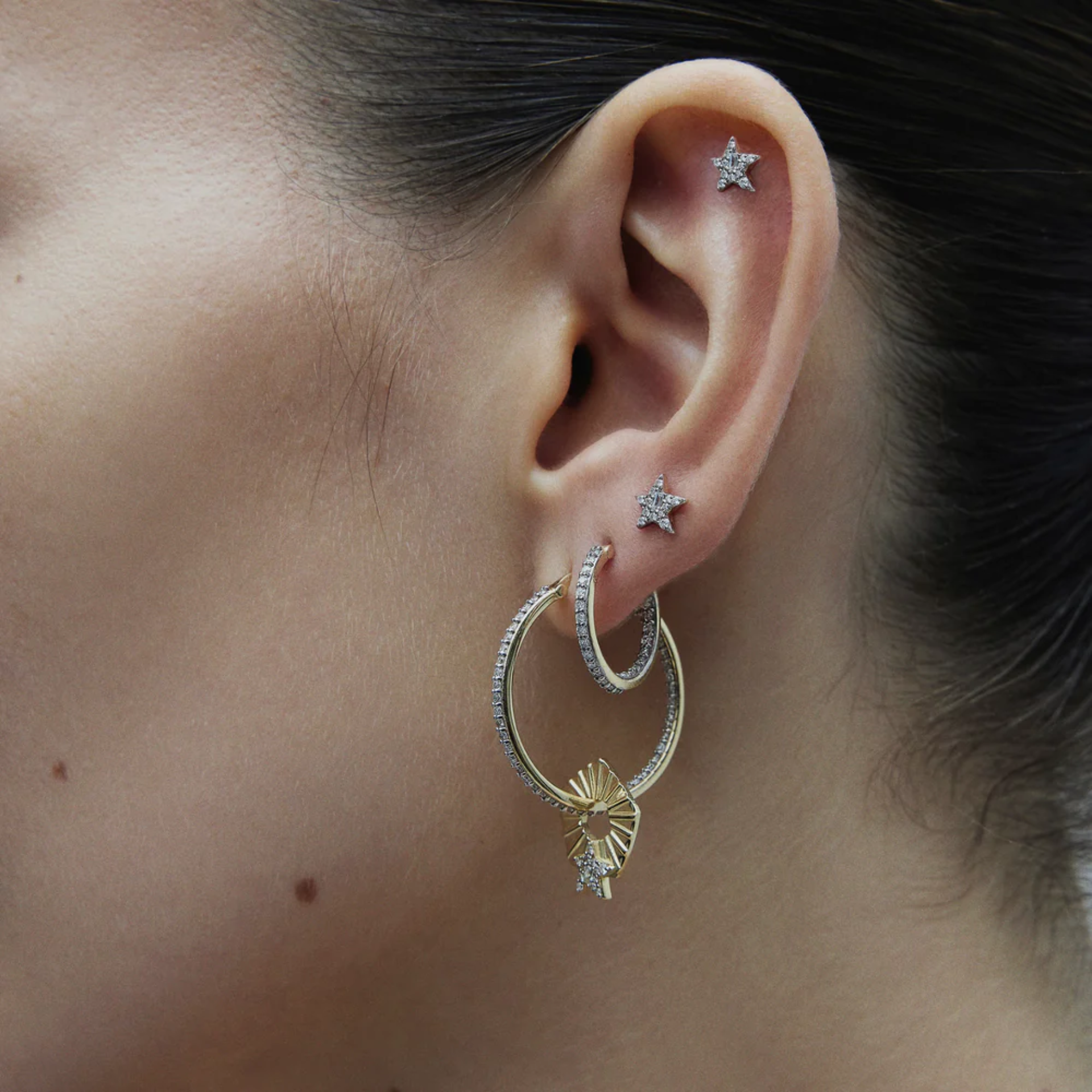 Stella Penta Disk resmi