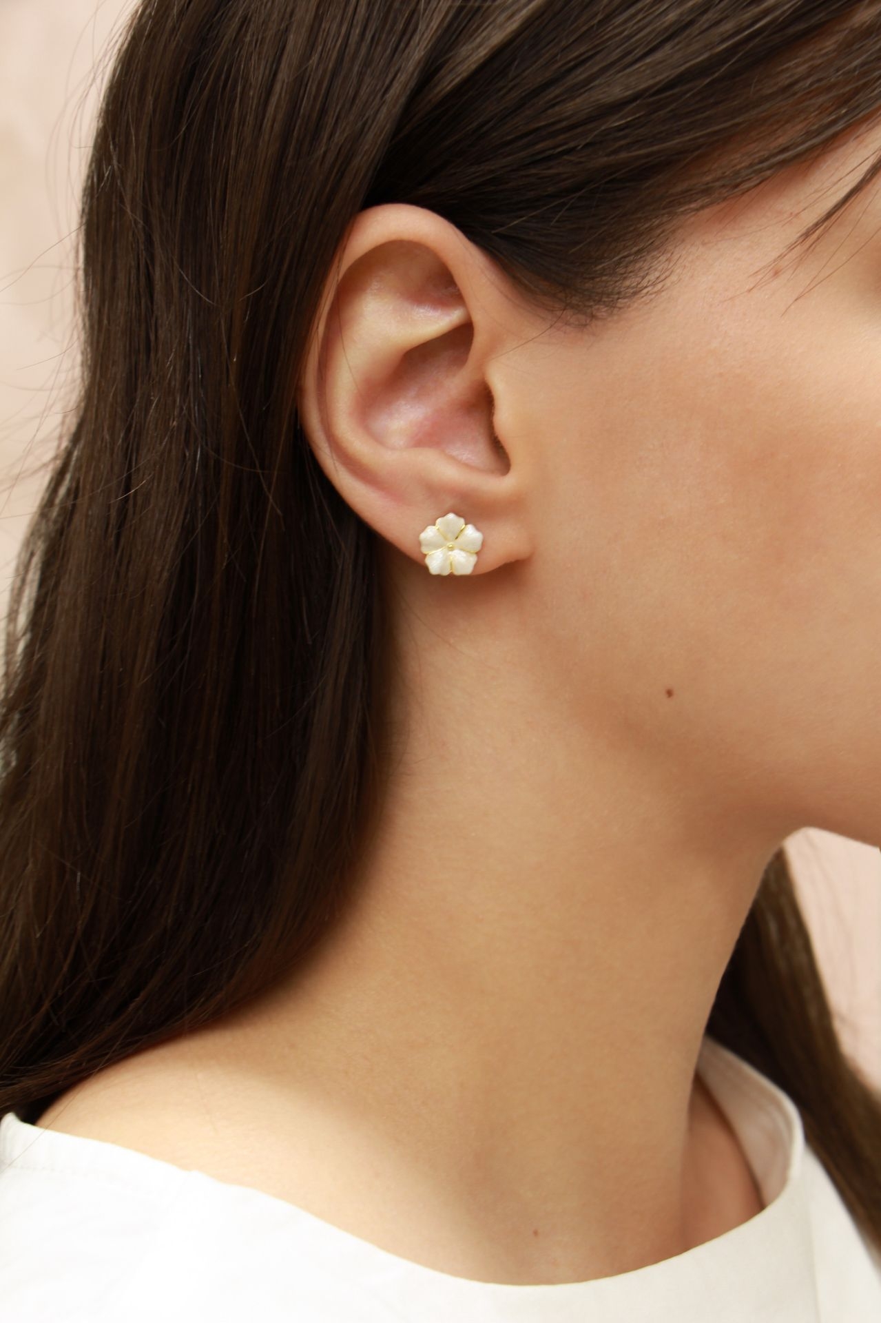 Bavella Mini Beyaz Küpe resmi