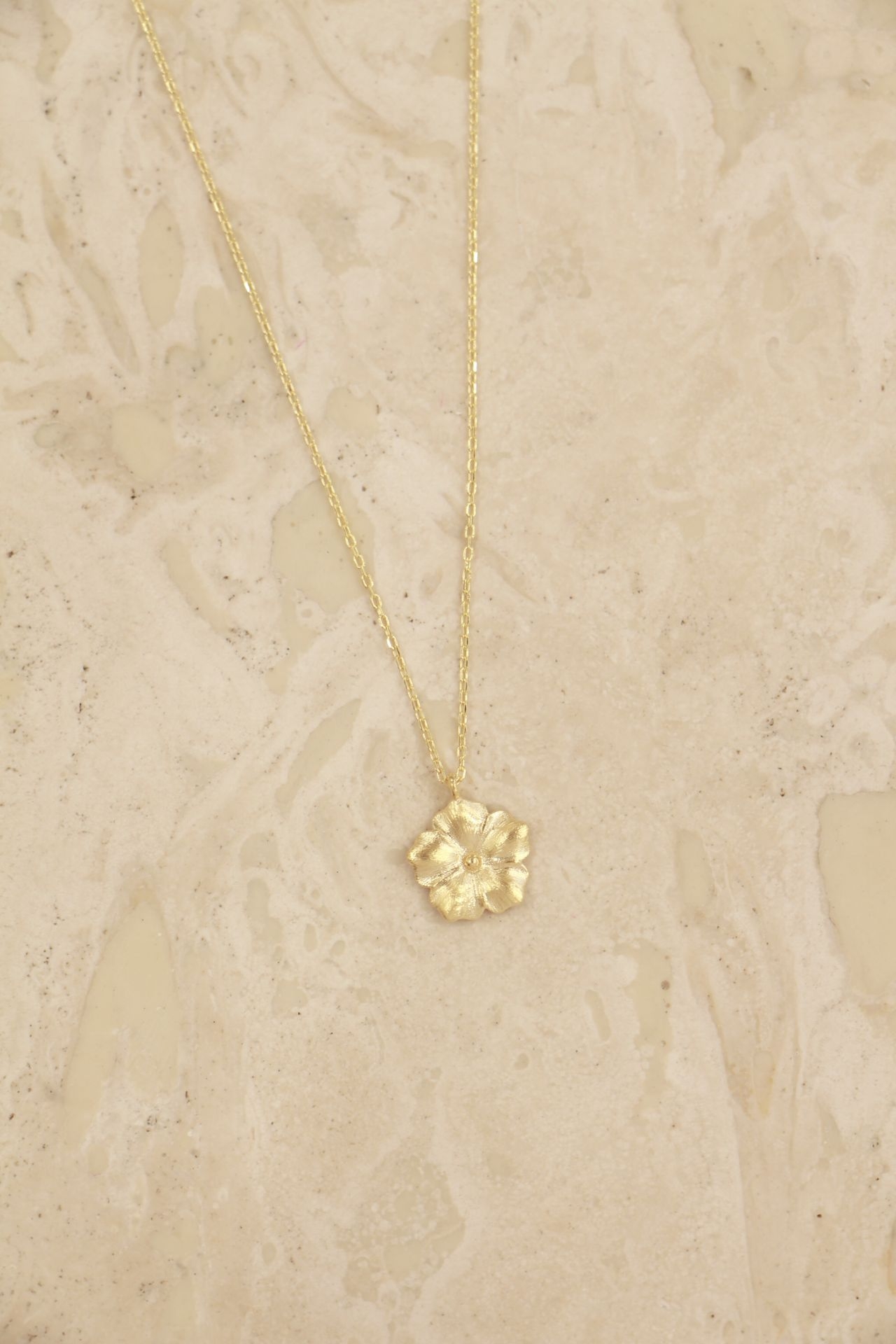 Bavella Mini Kolye resmi