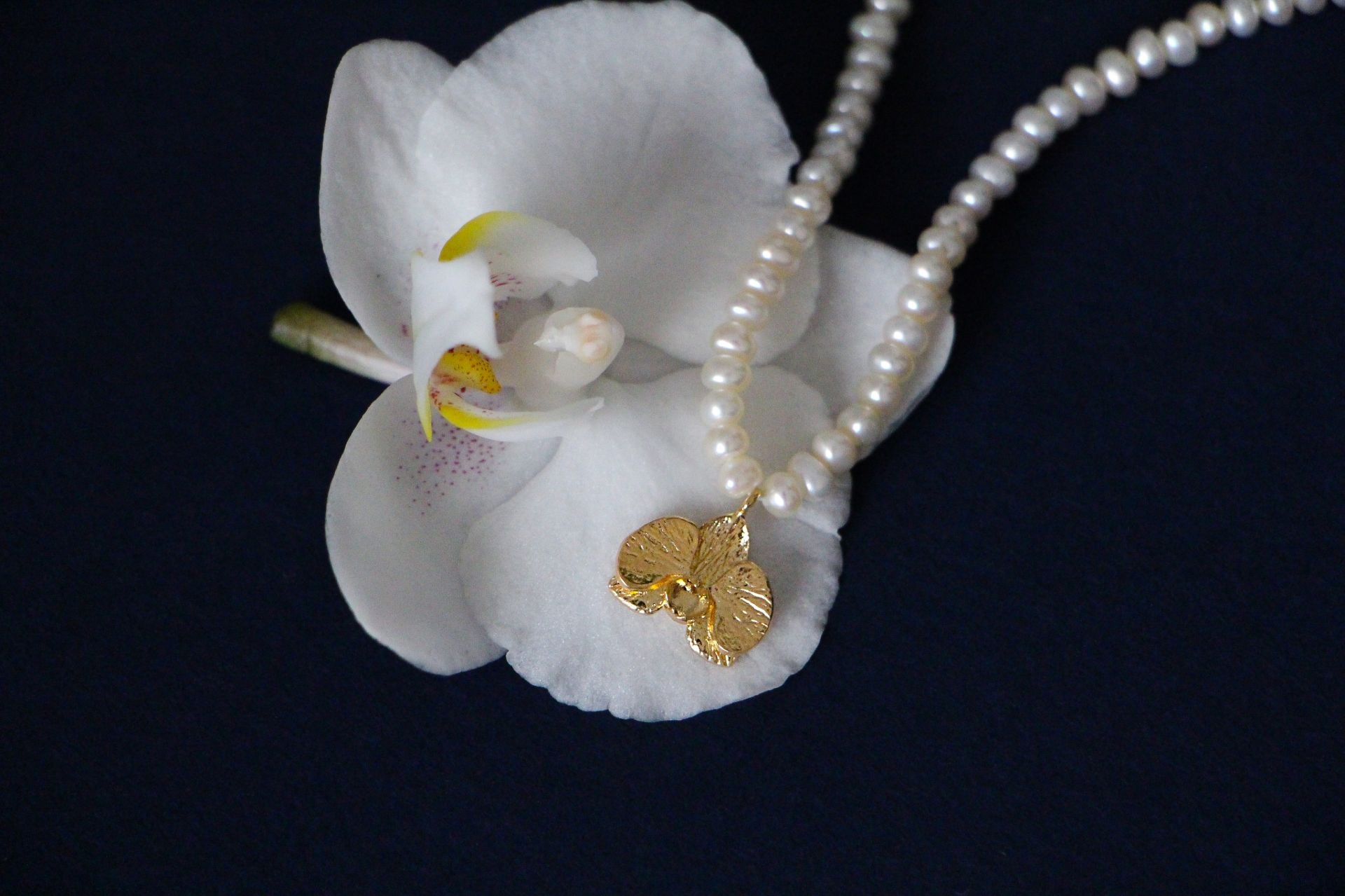 Orkide İnci Kolye resmi