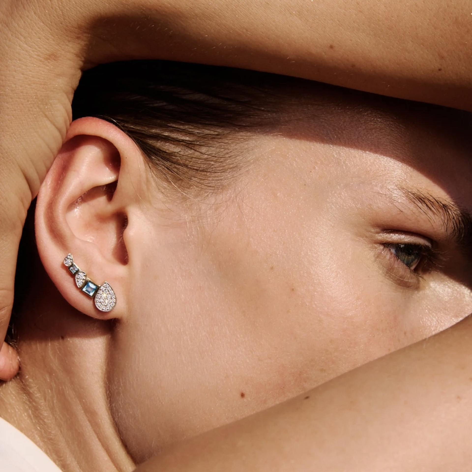 Hana Ear Küpe resmi