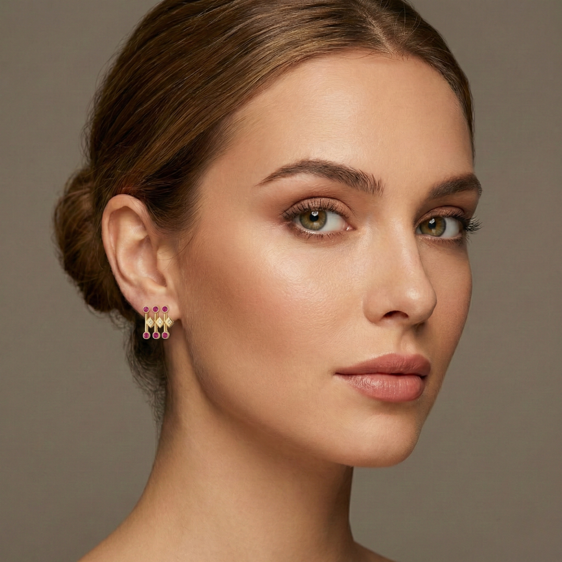 Glamour Prism Stud Küpe resmi