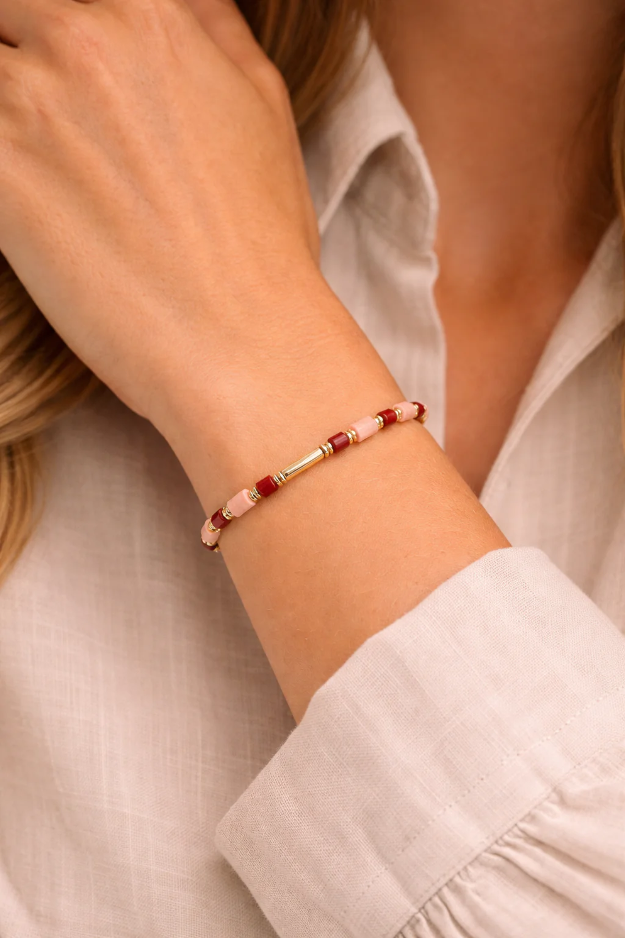 Blush Line 14 Ayar Altın Bileklik resmi