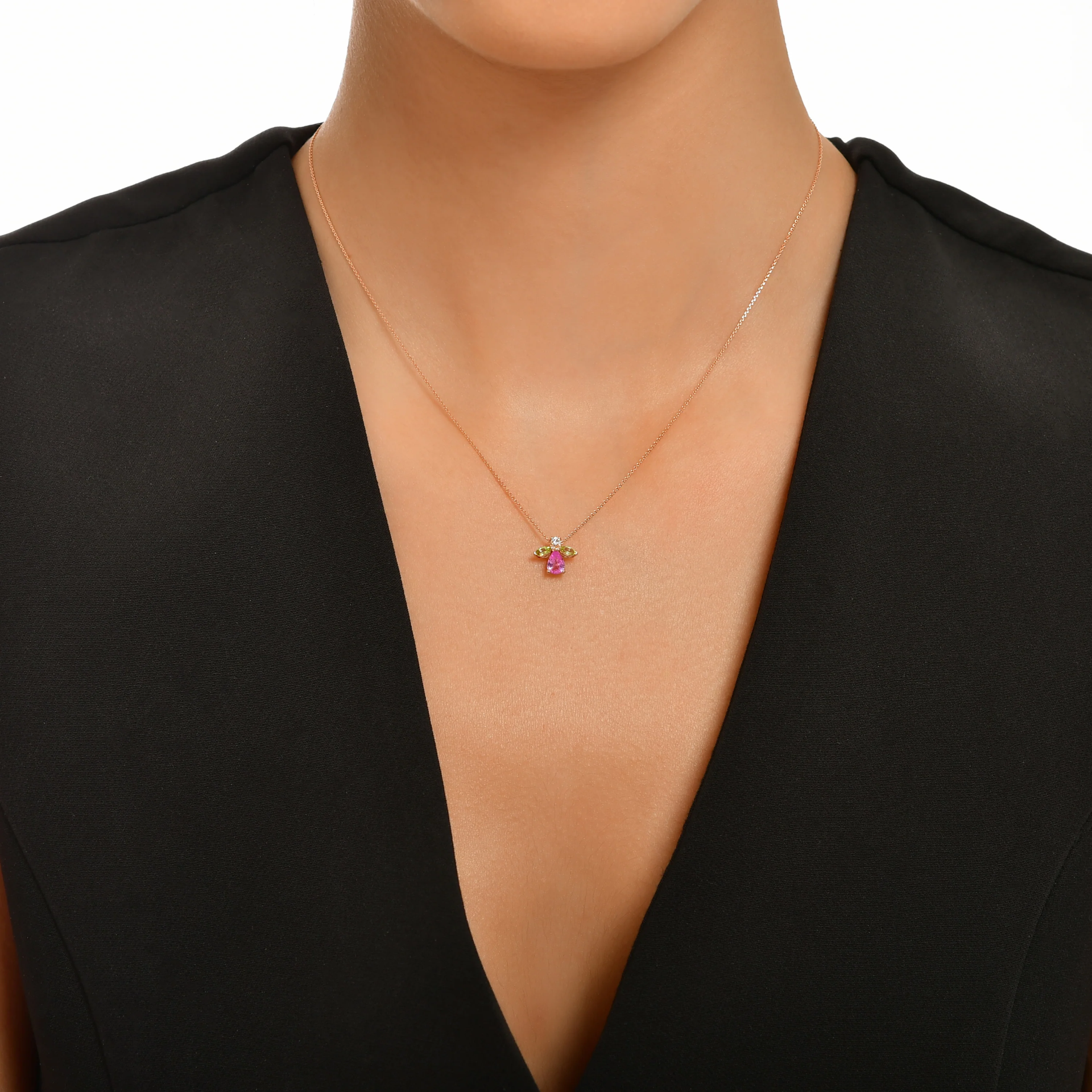 Queen Bee Maya Pembe Safir Kolye resmi