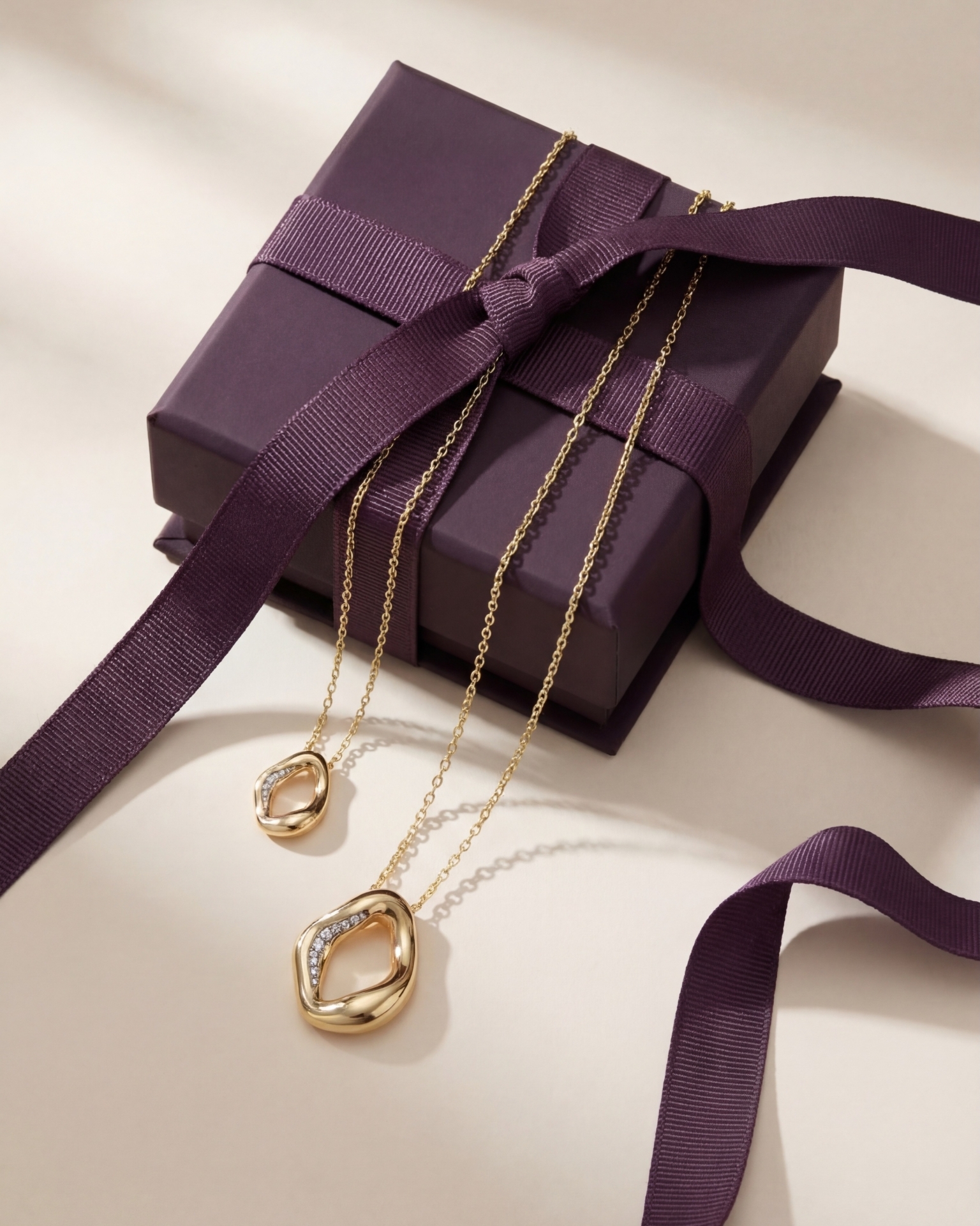 Mini Stream Sarı Altın Pırlanta Kolye resmi