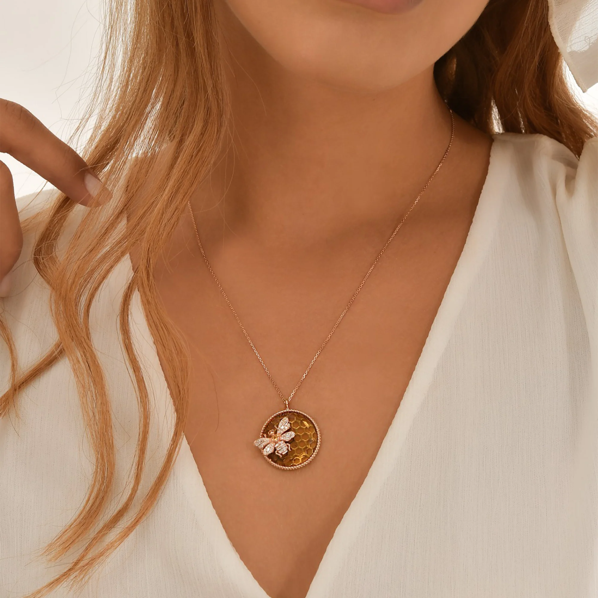 Queen Bee Hania Sitrin Kolye resmi