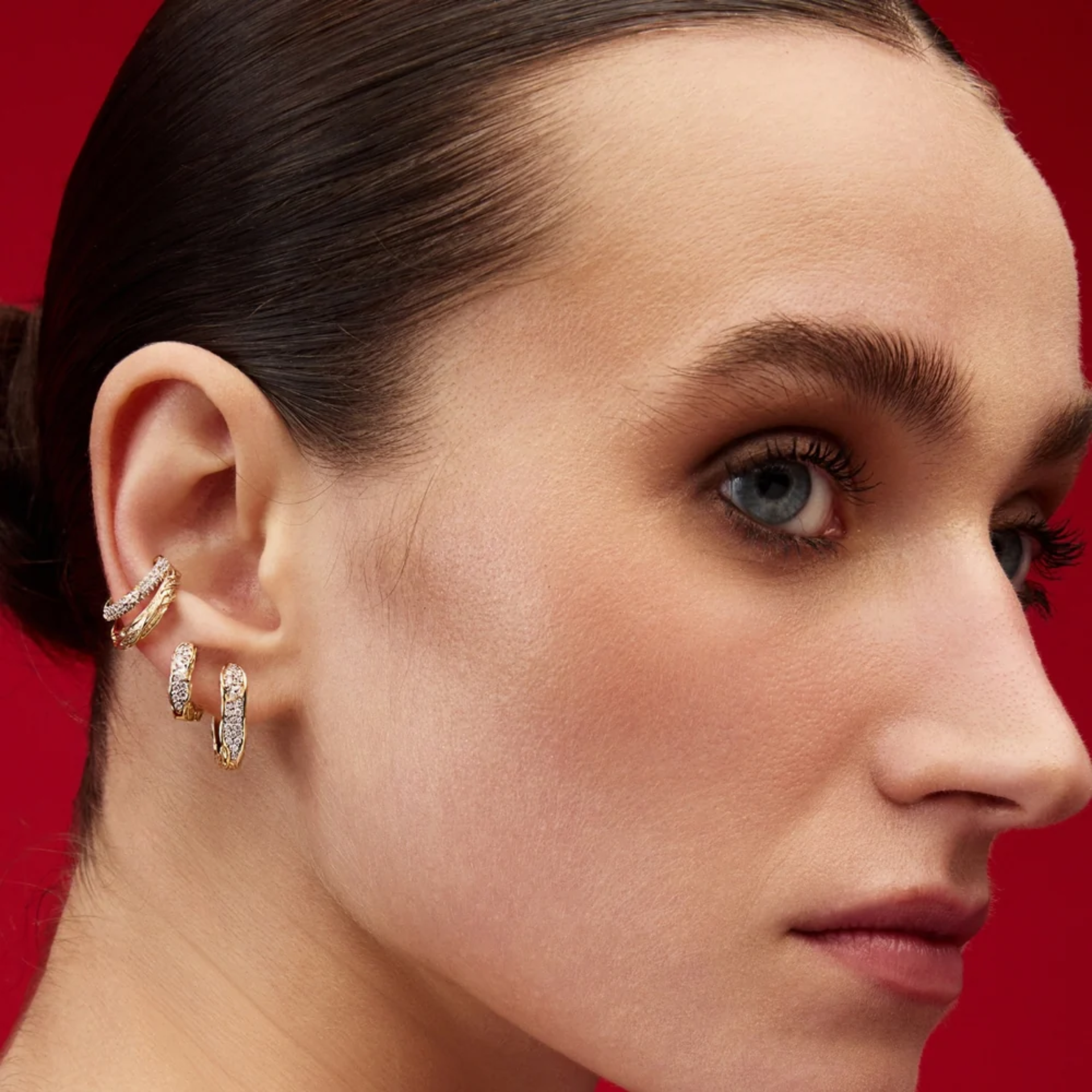 Pyra Petite Hoop Pırlanta Küpe resmi